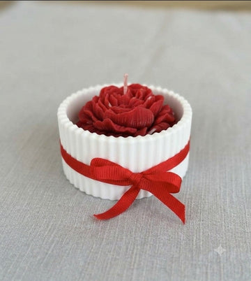 Luxury Rose Flower Candle in Decorative Ceramic Jar